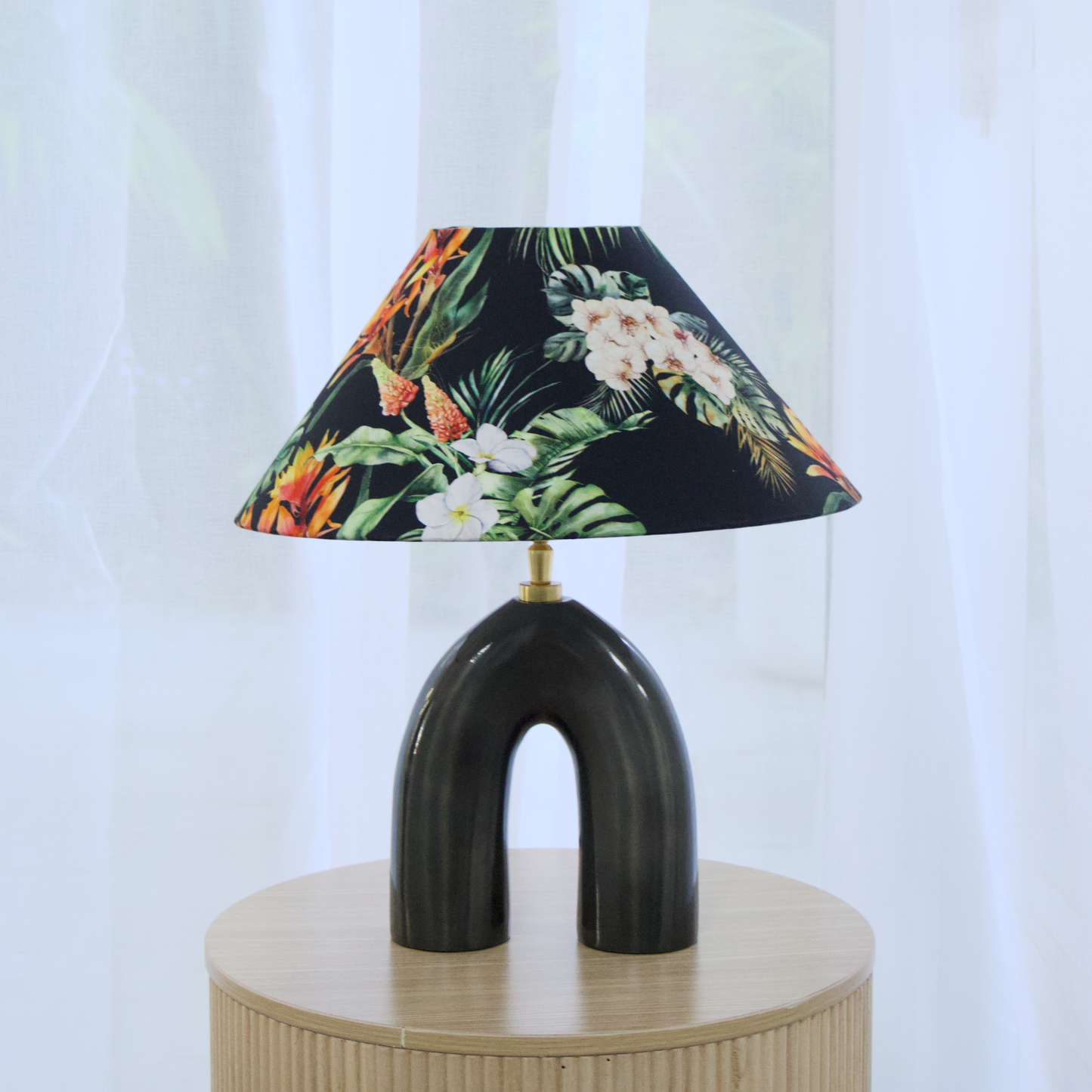 Hawaiian - Byron black Table lamp