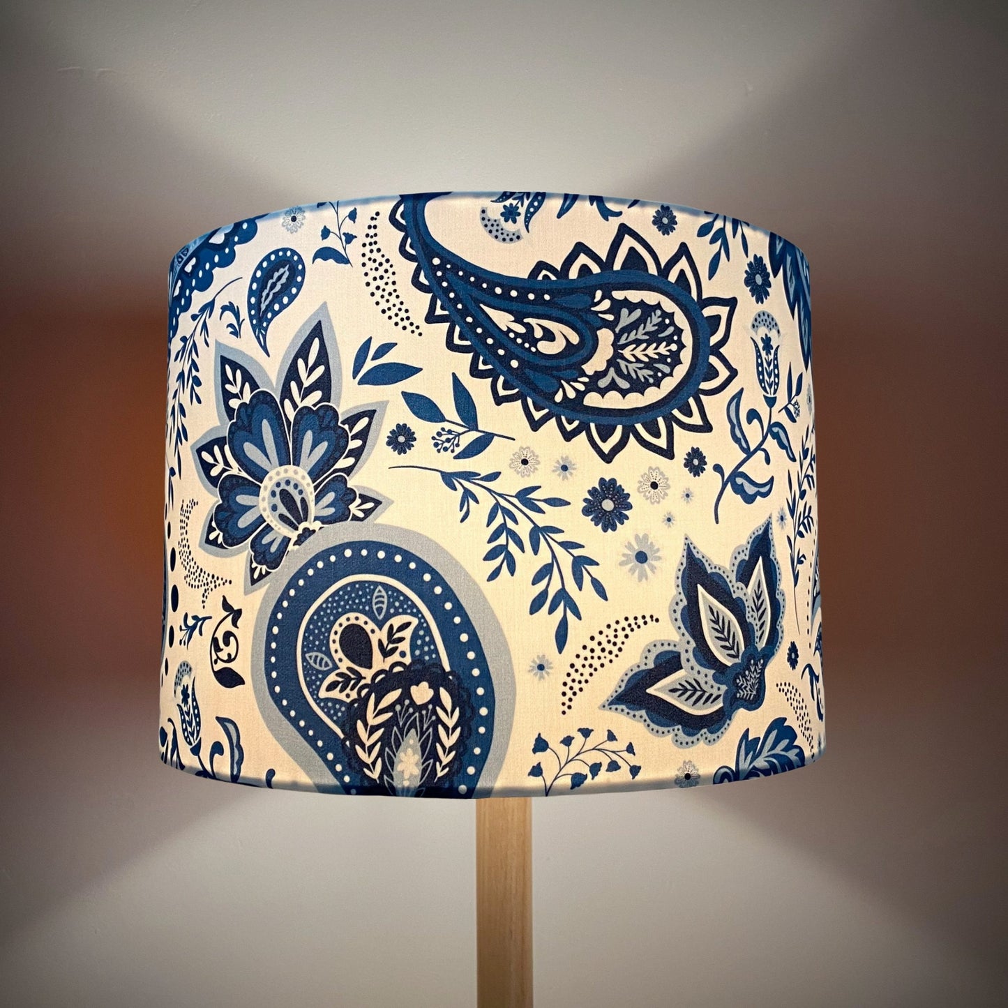 Drops lampshade | blue and white shade | Hamptons lampshade image 3