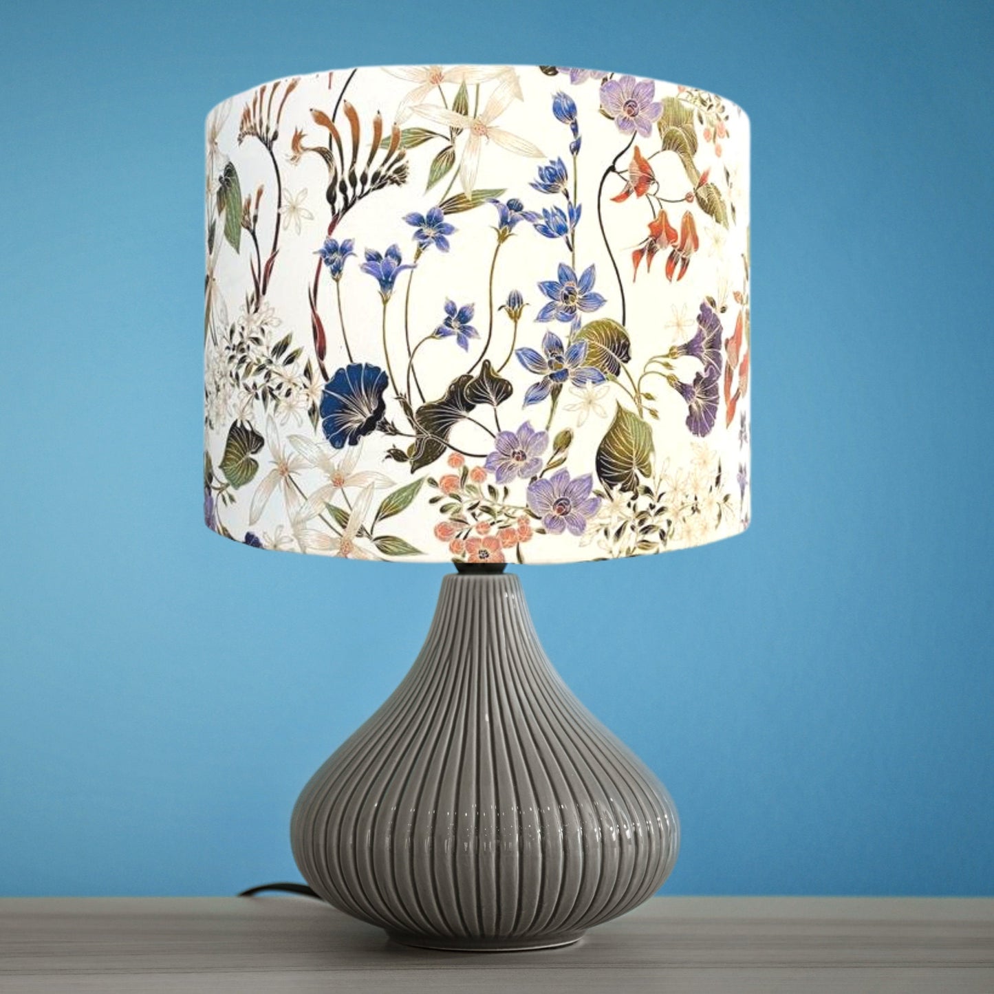 Australian Wild Flowers off-white lampshade image 7