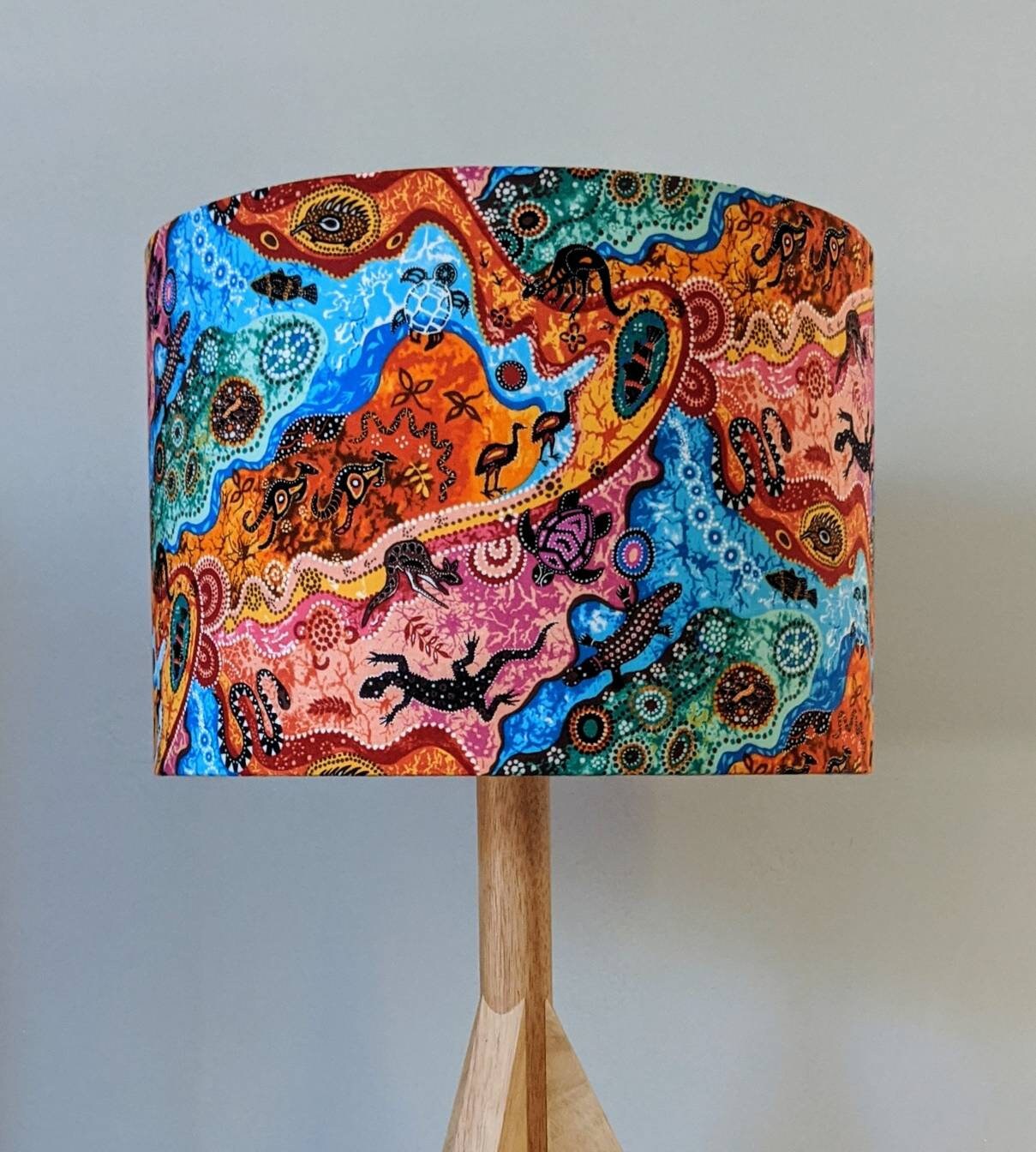 Outback Aboriginal lamp shade image 5