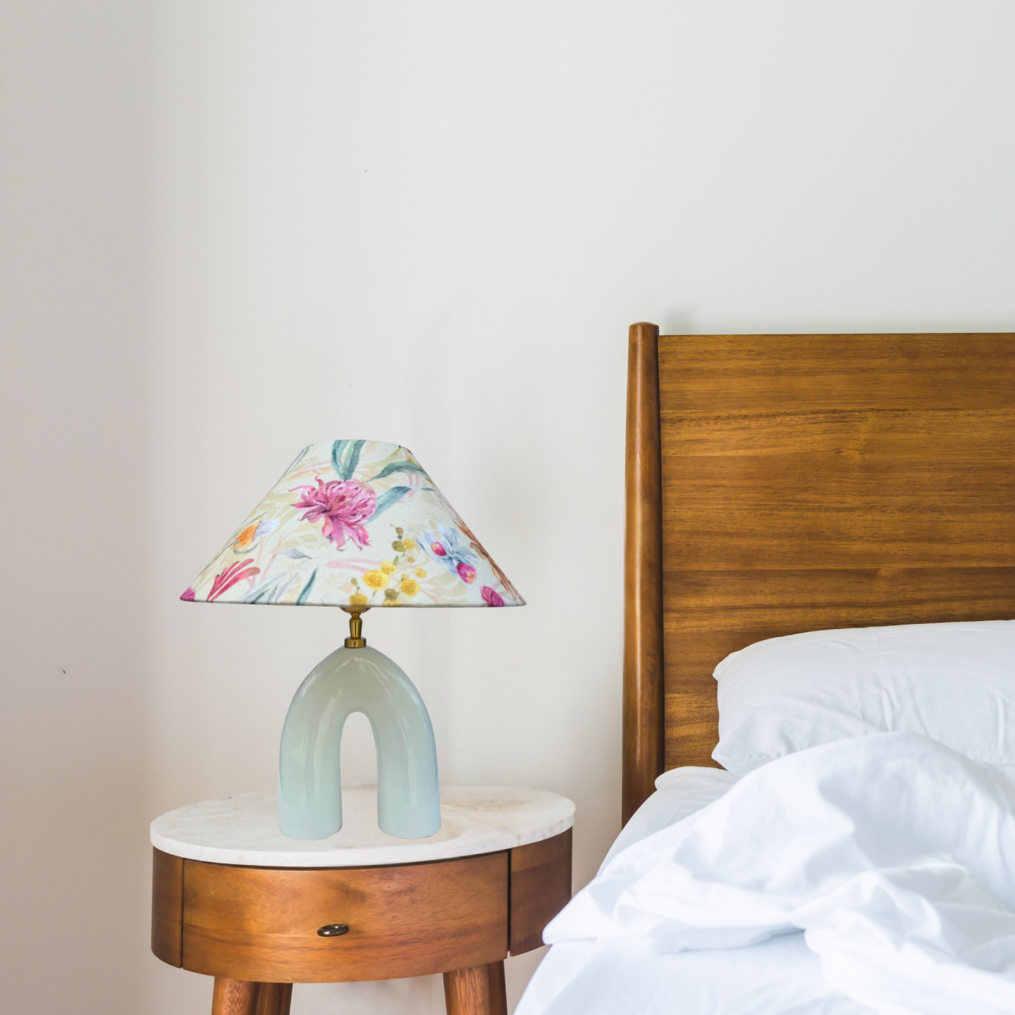 Australian Garden - Byron Table lamp