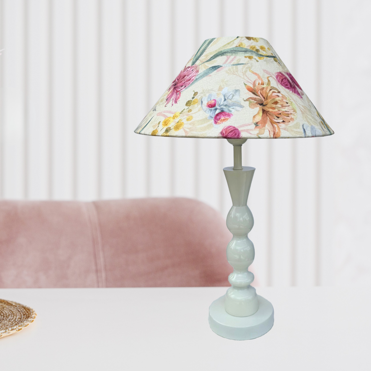 Australian flowers - Brighton Ivory Table lamp