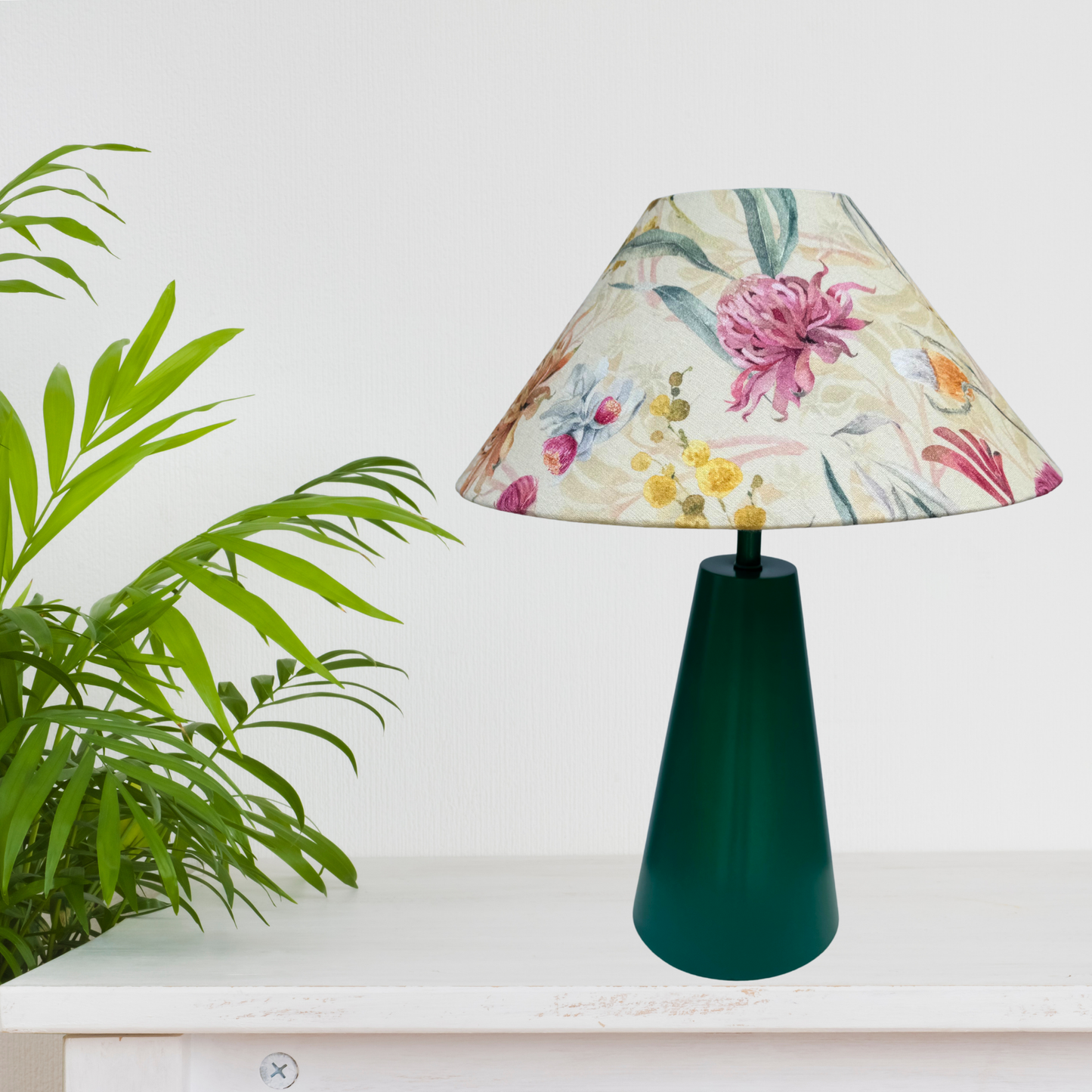 Australian Garden - Cone Green Table lamp