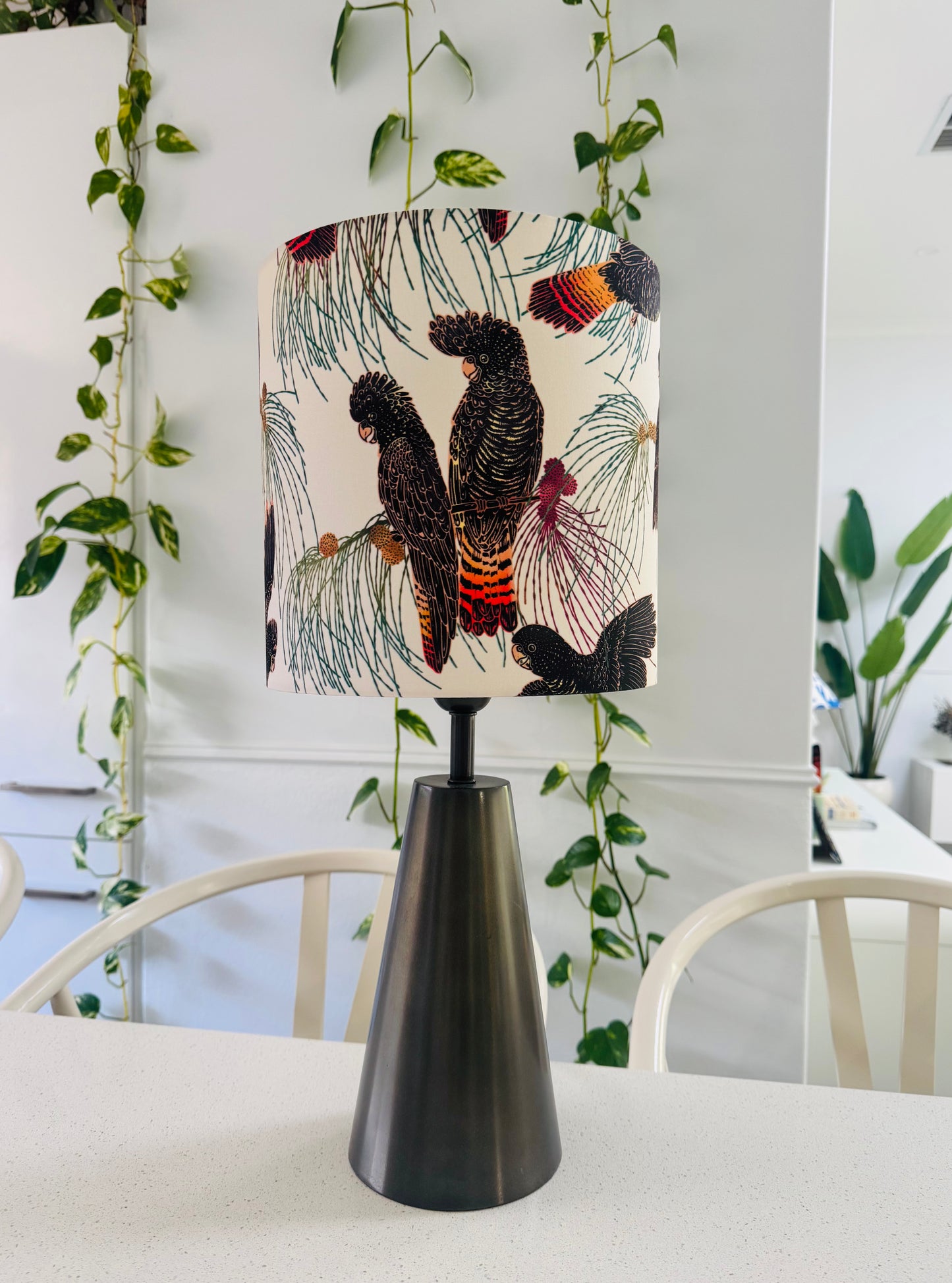 Red Tailed Black Cockatoo table lamp