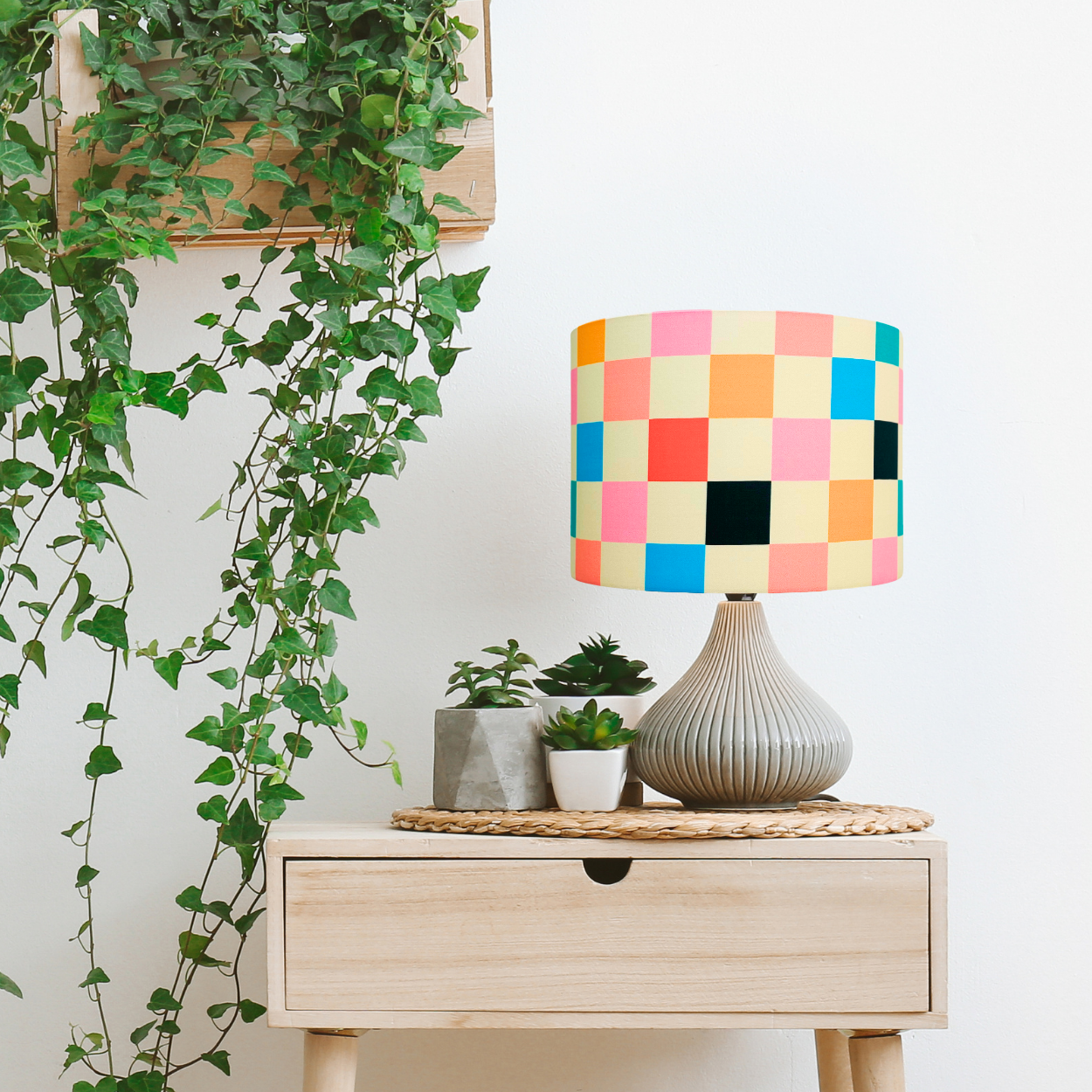 Check Lampshade image 2