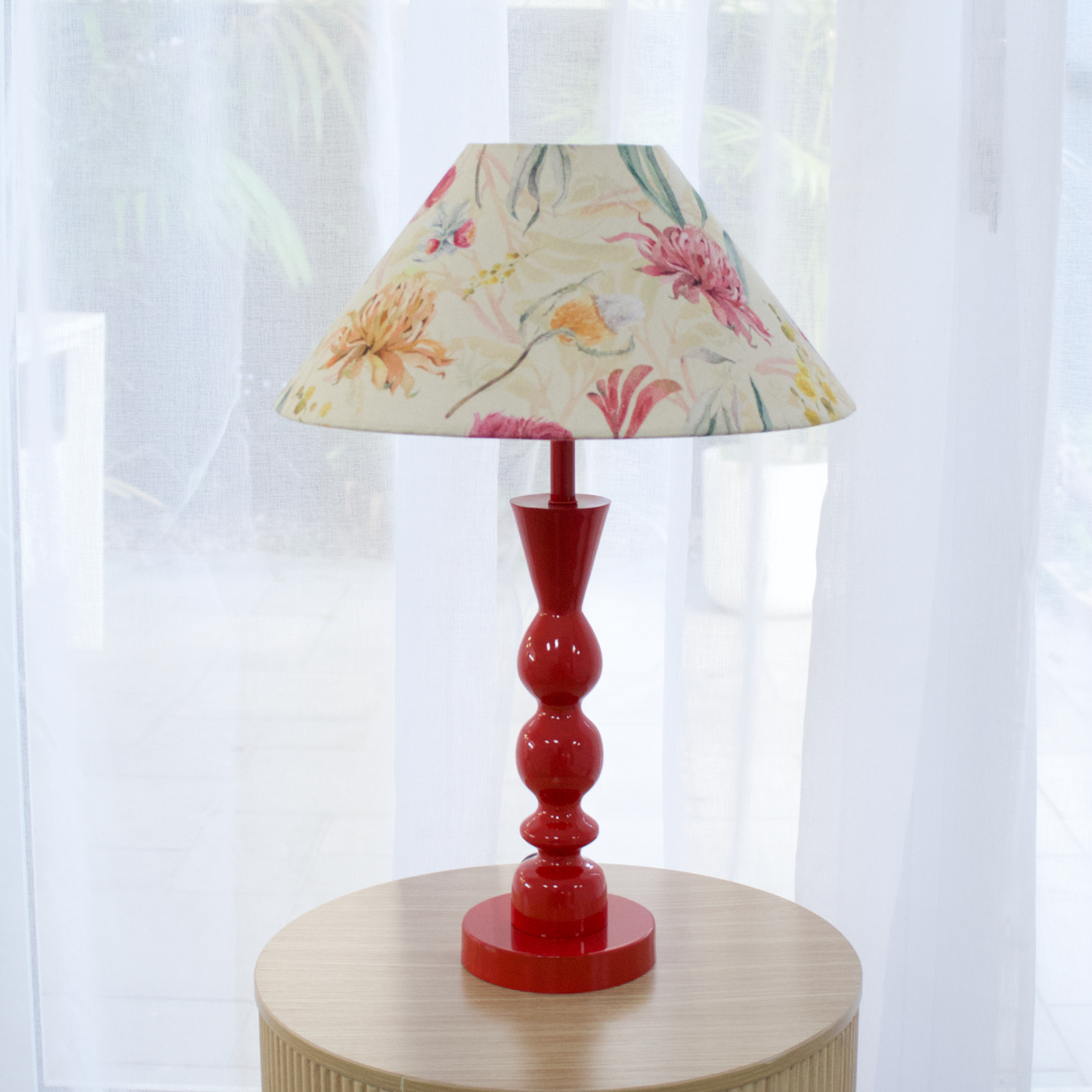 Australian Garden - Brighton Red Table lamp