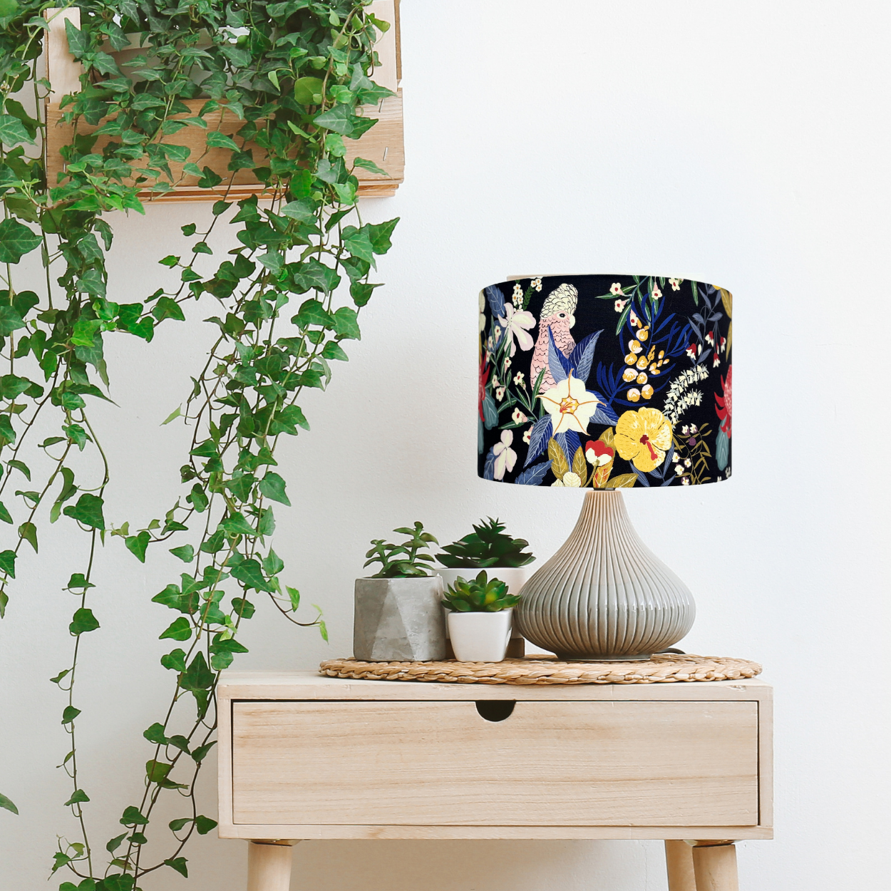 Galah Garden lampshade image 2