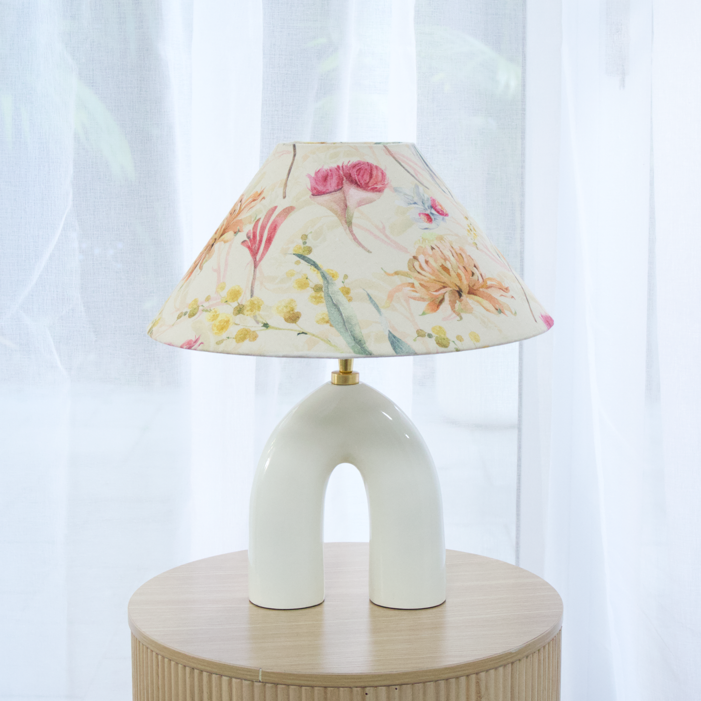 Australian Garden - Byron Table lamp