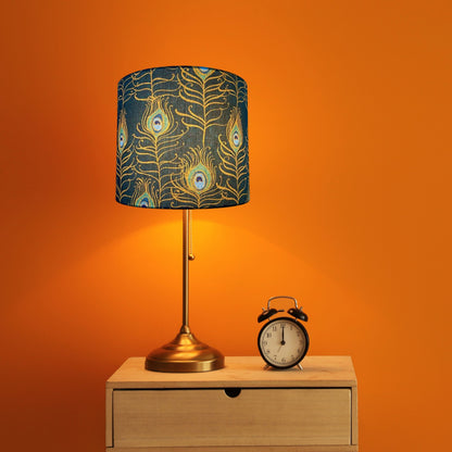 Peacock feathers lampshade image 2