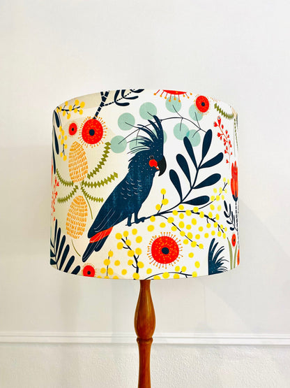 Palm cockatoo lampshade image 1