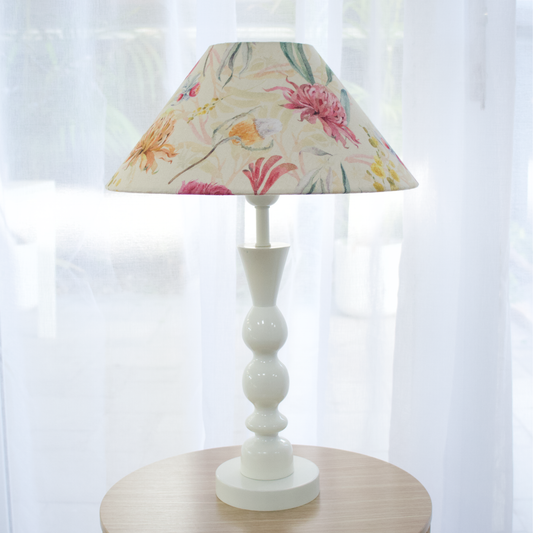 Australian flowers - Brighton Ivory Table lamp
