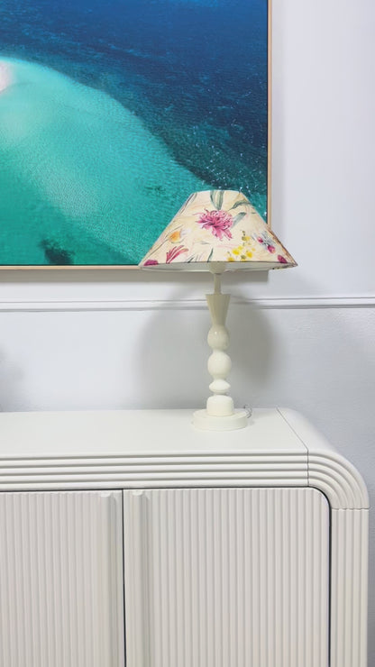 Australian flowers - Brighton Ivory Table lamp